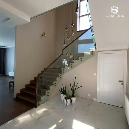 6 Kisilik Bahceli Villa *